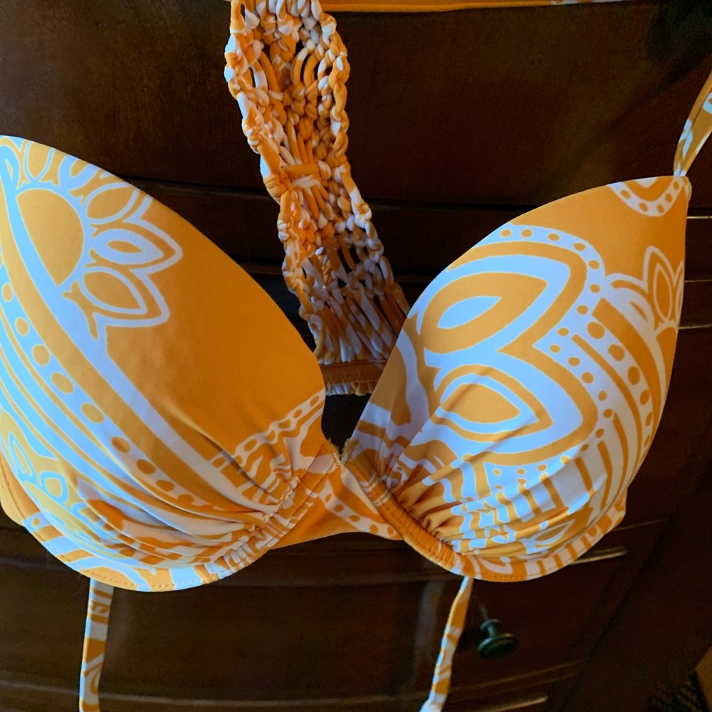 Aerie razorback bikini top